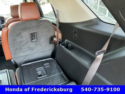 Used 2020 Chevrolet Traverse High Country w/ LPO, Floor Liner Package AWD/4WD image 25