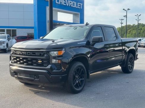Used 2024 Chevrolet Silverado 1500 Custom AWD/4WD image 7