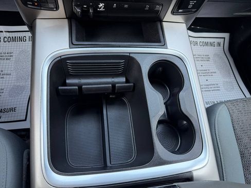 Used 2017 RAM 1500 Big Horn AWD/4WD image 24
