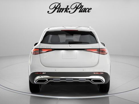 Used 2026 Mercedes-Benz GLC 300 image 16