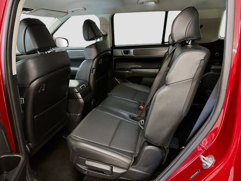 Used 2025 Hyundai Santa Fe SEL AWD/4WD image 29