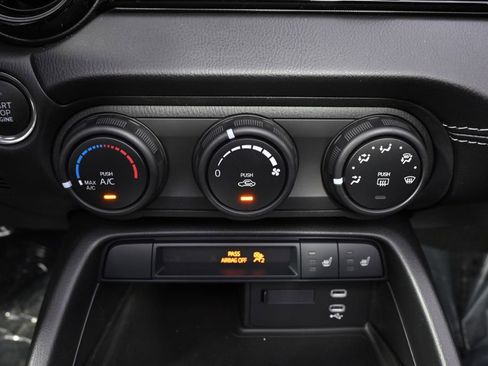 New 2026 MAZDA MX-5 Miata Club w/ Weather Package RWD image 31