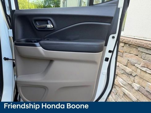 Used 2018 Honda Ridgeline RTL-E image 42