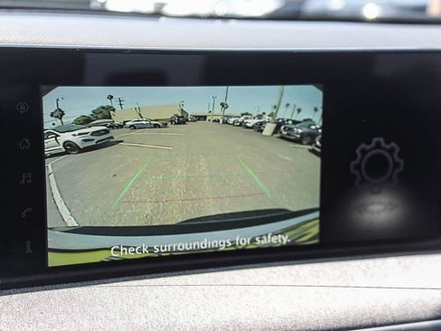 Used 2025 Nissan Kicks SV FWD image 32