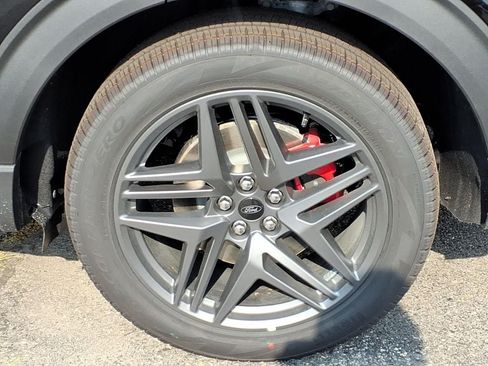 New 2026 Ford Explorer ST-Line w/ ST-Line Street Pack RWD image 9
