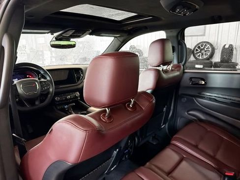 Used 2024 Dodge Durango R/T w/ Tow 'N Go Group AWD/4WD image 9