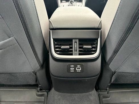Used 2025 Subaru Legacy Premium AWD/4WD image 15