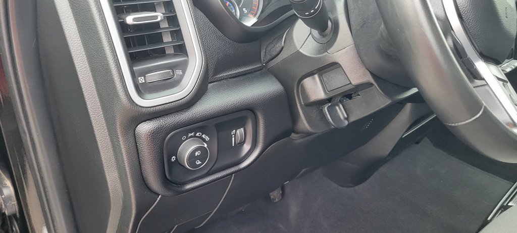 Used 2024 RAM 2500 Big Horn AWD/4WD image 12