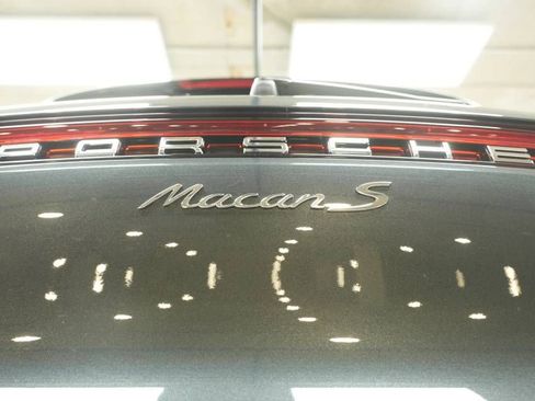 New 2026 Porsche Macan S AWD/4WD image 37