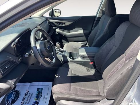 Certified 2025 Subaru Outback Premium AWD/4WD image 11