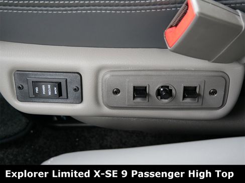 New 2025 GMC Savana 2500 Work Van w/ Driver Convenience Package image 39