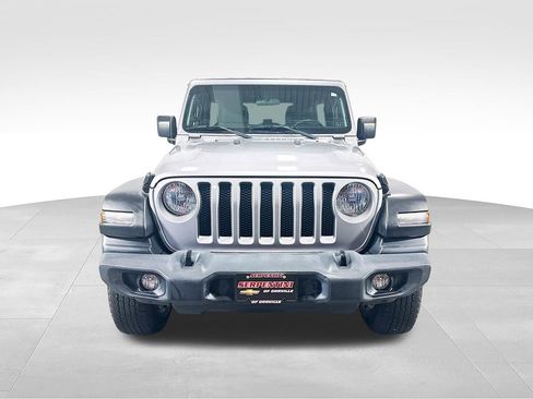 Used 2019 Jeep Wrangler Unlimited Sport S AWD/4WD image 4