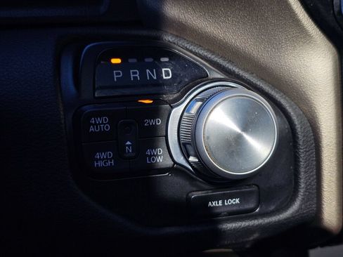 Used 2020 RAM 1500 Laramie AWD/4WD image 31