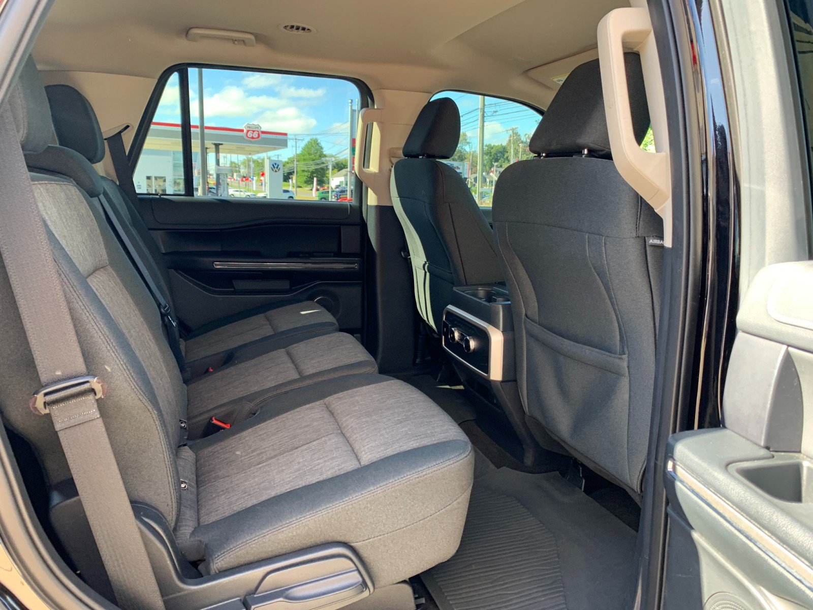 Used 2023 Ford Expedition XLT AWD/4WD image 35
