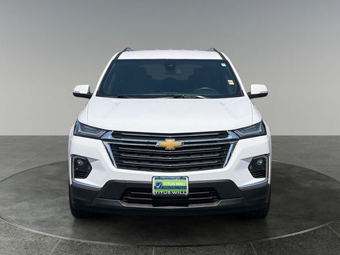 Used 2022 Chevrolet Traverse LT AWD/4WD image 2