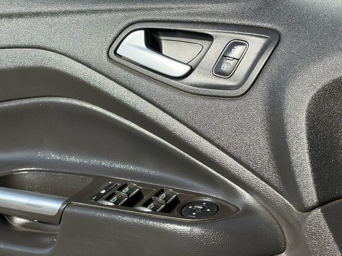 Used 2019 Ford Escape SE AWD/4WD image 21