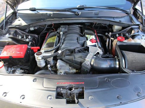 Used 2015 Dodge Charger SRT w/ Harman/Kardon Audio Group image 57