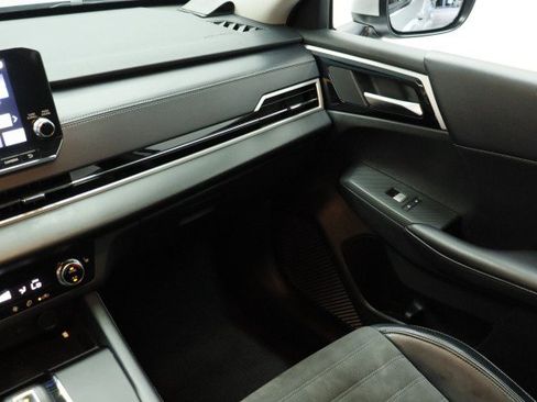 Used 2024 Mitsubishi Outlander SE FWD image 26
