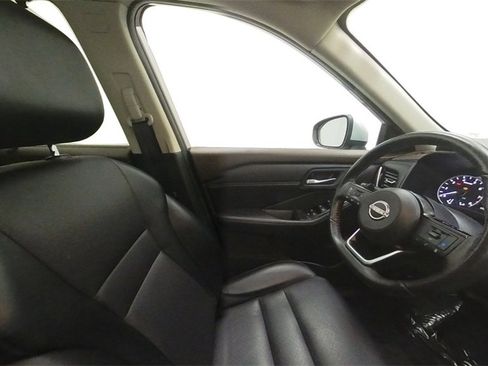 Certified 2023 Nissan Rogue SV w/ SV Premium Package image 33