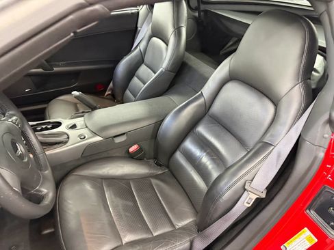 Used 2007 Chevrolet Corvette Coupe w/ Preferred Equipment Group RWD image 30