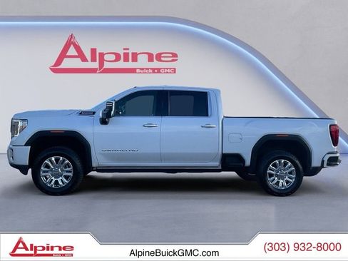 Used 2022 GMC Sierra 3500 Denali w/ Technology Package image 2