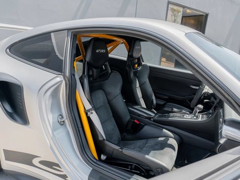 Used 2019 Porsche 911 GT3 RS RWD image 52