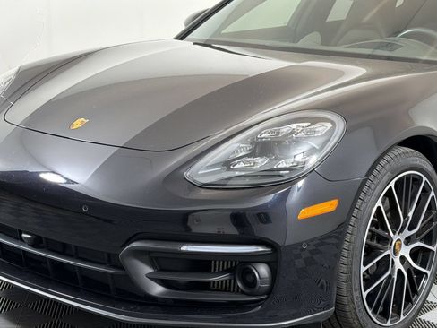 Used 2022 Porsche Panamera 4 Platinum Edition AWD/4WD image 13