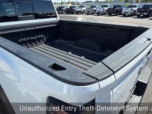 Used 2024 GMC Sierra 2500 AT4X AWD/4WD image 28
