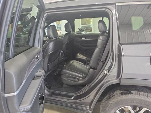 Used 2025 Jeep Grand Cherokee L Limited w/ Trailer Tow Package AWD/4WD image 25