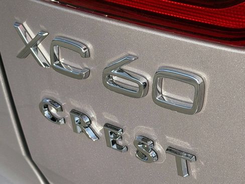 New 2026 Volvo XC60 T8 Plus w/ Protection Package Premier AWD/4WD image 8