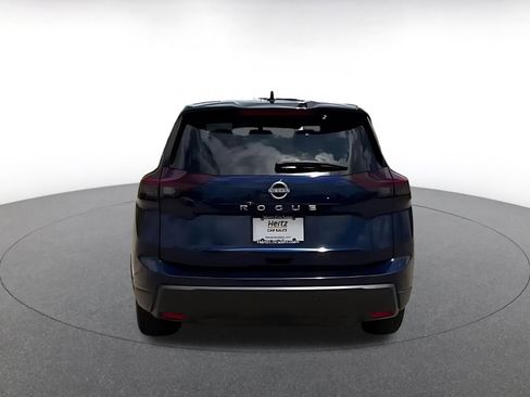 Used 2025 Nissan Rogue SV FWD image 4