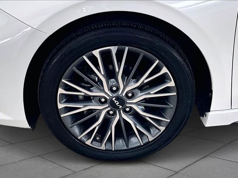 Used 2022 Kia Forte GT-Line w/ GT-Line Technology Package image 11