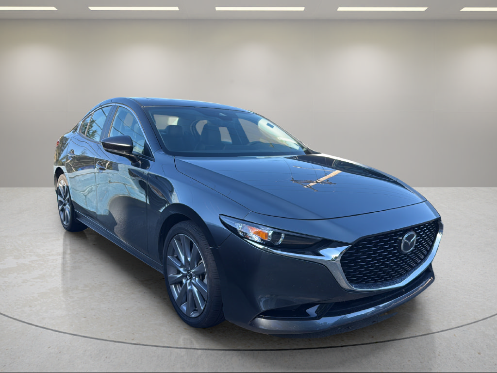 Used 2023 MAZDA MAZDA3 s FWD image 4