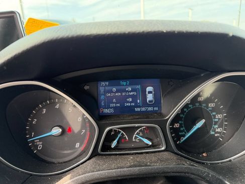 Used 2014 Ford Focus SE w/ Equipment Group 201A FWD image 5