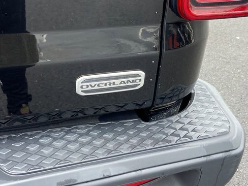 Used 2022 Jeep Gladiator Overland w/ Popular Equipment Package image 31