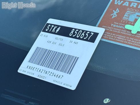 Used 2022 Kia Seltos SX w/ Sunroof Package image 33