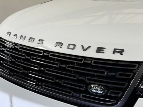 Used 2026 Land Rover Range Rover Velar Dynamic SE image 11