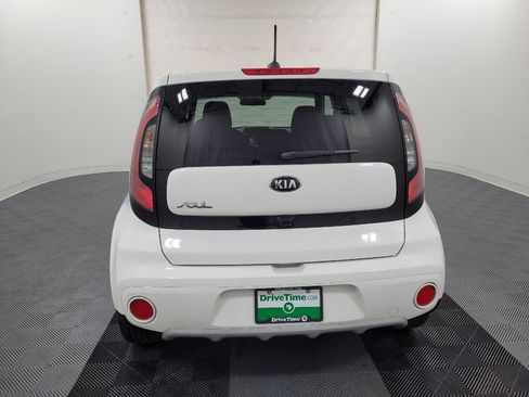 Used 2019 Kia Soul + FWD image 6