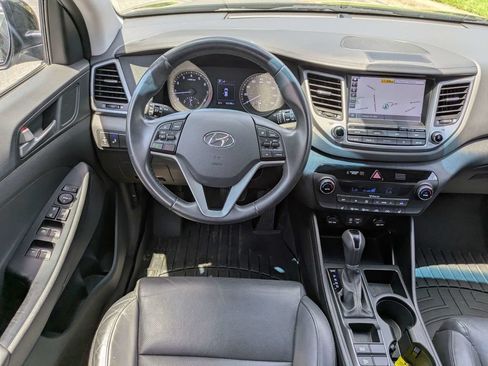 Used 2018 Hyundai Tucson SEL Plus FWD image 17