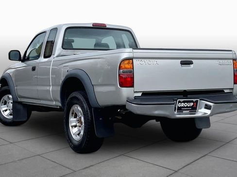Used 2003 Toyota Tacoma PreRunner RWD image 9