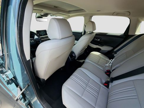 Used 2024 Honda HR-V EX-L image 23