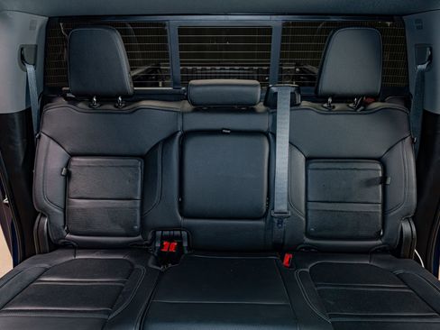 Used 2020 GMC Sierra 3500 Denali w/ Denali Ultimate Package image 25