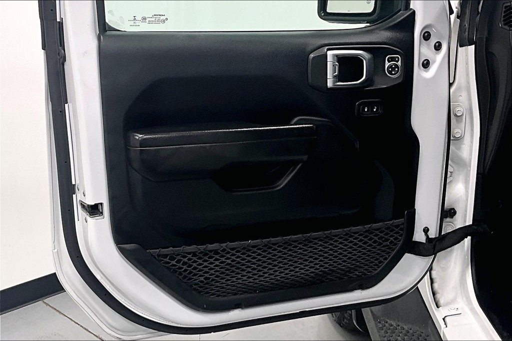 Used 2020 Jeep Wrangler Unlimited Sport S AWD/4WD image 17
