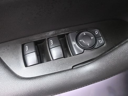 Used 2019 Chevrolet Blazer LT FWD image 10