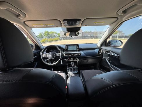Used 2021 Kia Seltos S AWD/4WD image 43