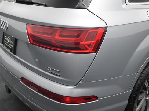Used 2018 Audi Q7 3.0T Prestige image 17