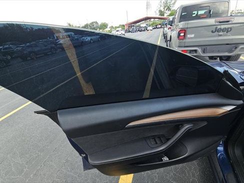 Used 2023 Tesla Model 3 Standard Range RWD image 21