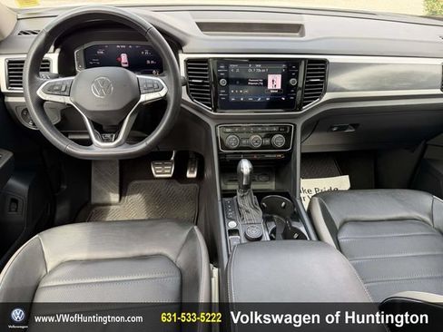 Certified 2023 Volkswagen Atlas SEL Premium AWD/4WD image 13