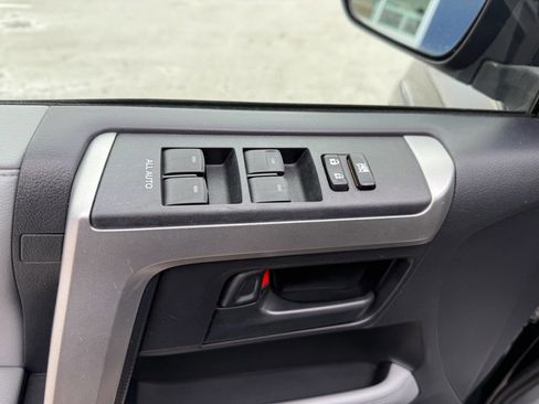 Used 2011 Toyota 4Runner SR5 image 15