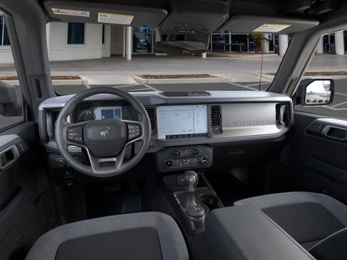 New 2025 Ford Bronco 4-Door image 9